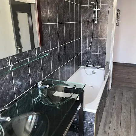 60m2 à 300m De La - Terrasse Privative - Lits Faits - Wifi Gratuit * Berck